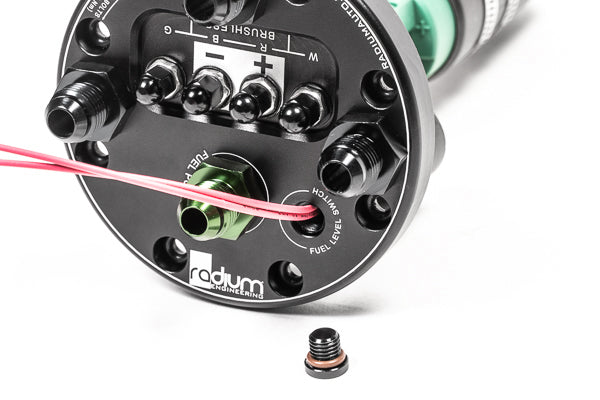 Level switch port top side