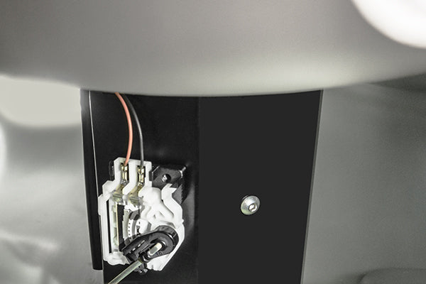 Level sender mount detail