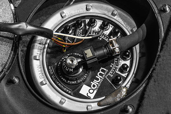 Feed side hanger top